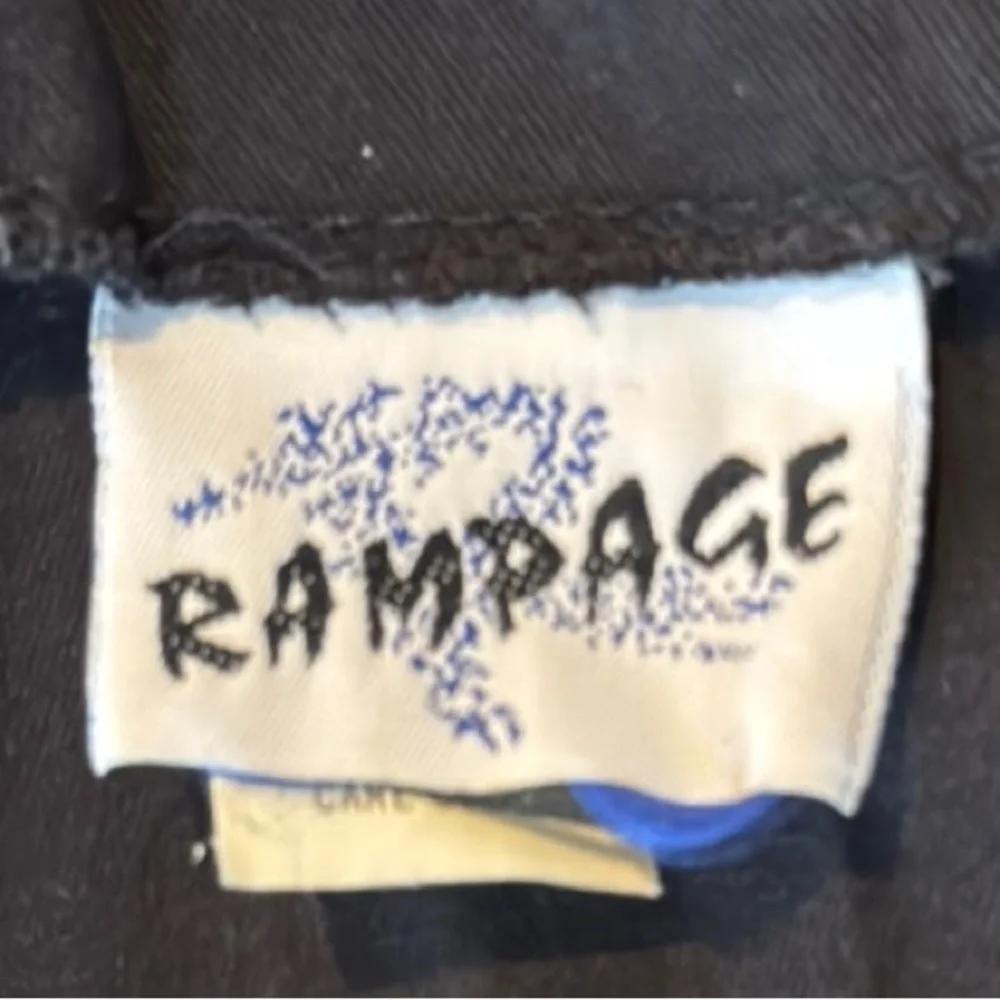 Rampage Black Tailored Cotton Cropped Blazer with Notched Lapels & Shoulder pads - Picture 2 of 3